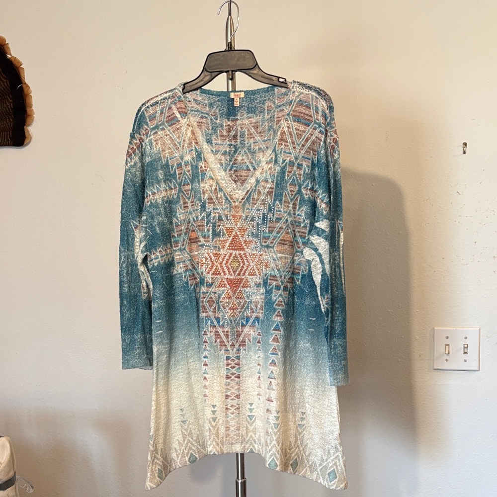 Reba Blue and White Geometric Tunic